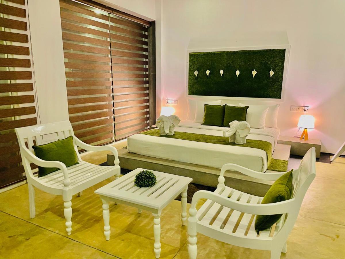 נגומבו 8 Plus Motels מראה חיצוני תמונה