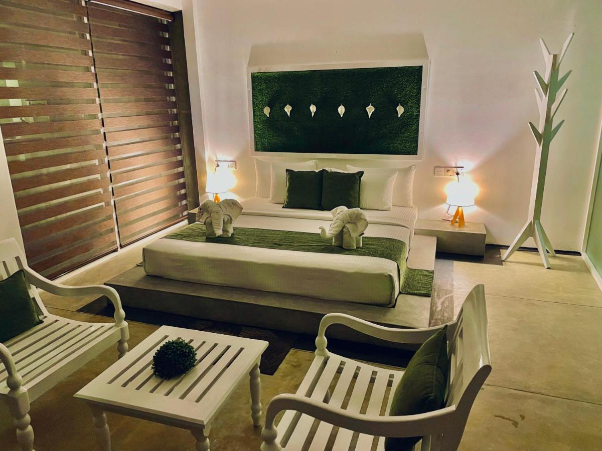 נגומבו 8 Plus Motels מראה חיצוני תמונה