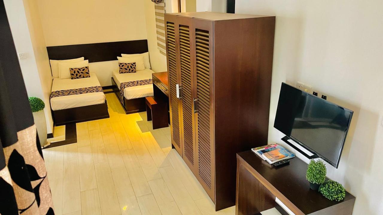 נגומבו 8 Plus Motels מראה חיצוני תמונה